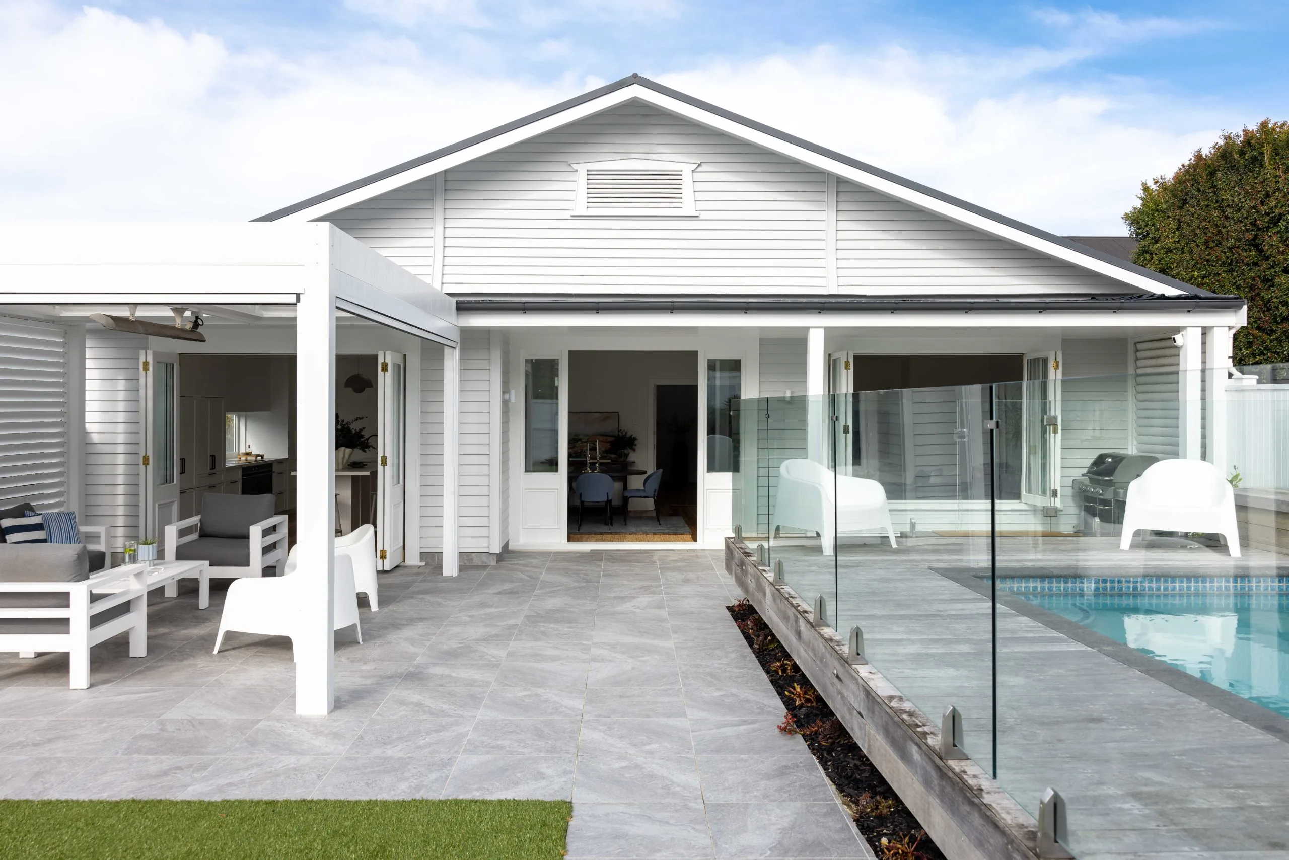 Mainston - renovated two-storey bungalow (image 23 of 23)